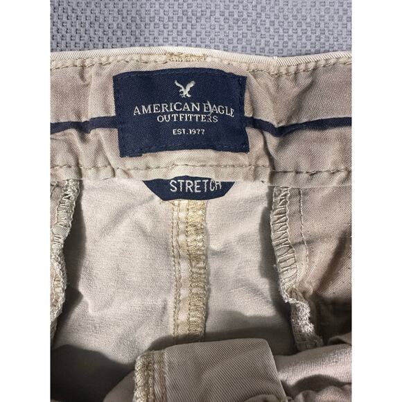 American Eagle Midi Stretch Shorts Size 10 Khaki Beige - Picture 8 of 8